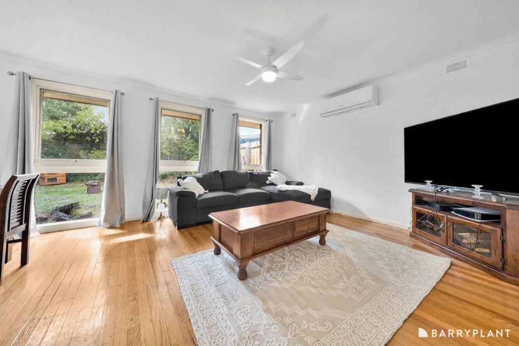6 Hamilton Close, Kilsyth, VIC 3137, Kilsyth - Thumbnail 4