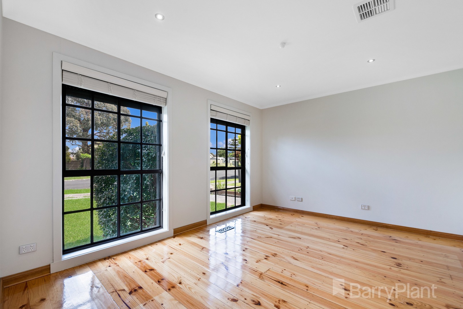 6 Hattah Court, Taylors Lakes, VIC 3038, Taylors Lakes - Thumbnail 5