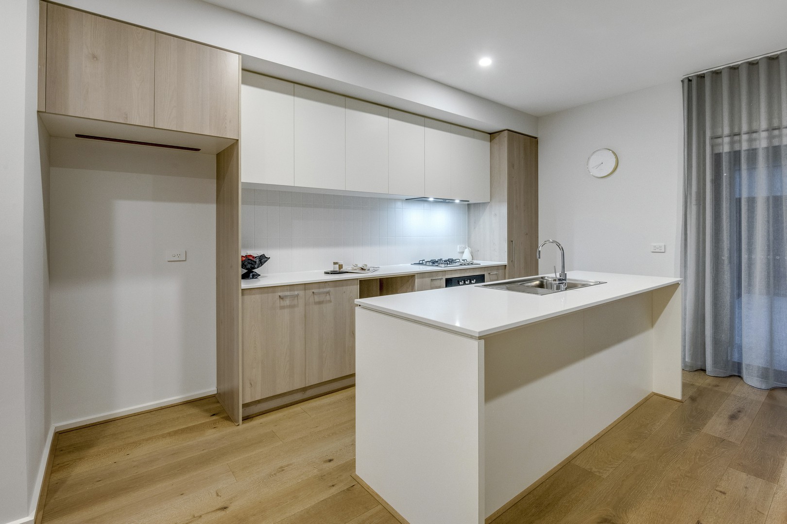 6 Hawkesbury Drive, Donnybrook, VIC 3064, Donnybrook - Thumbnail 2