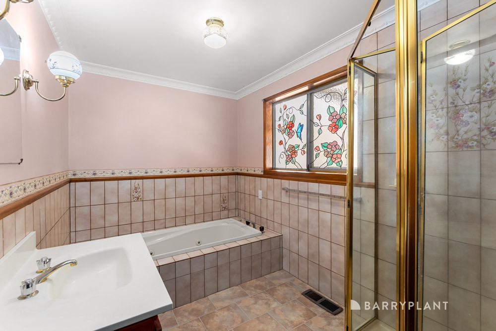 6 Heatherbrae Avenue East, Ringwood, VIC 3134, Ringwood - Thumbnail 5