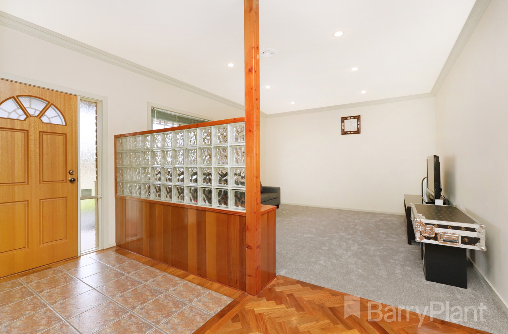 6 Hebe Place, Sunshine West, VIC 3020, Sunshine West - Thumbnail 2