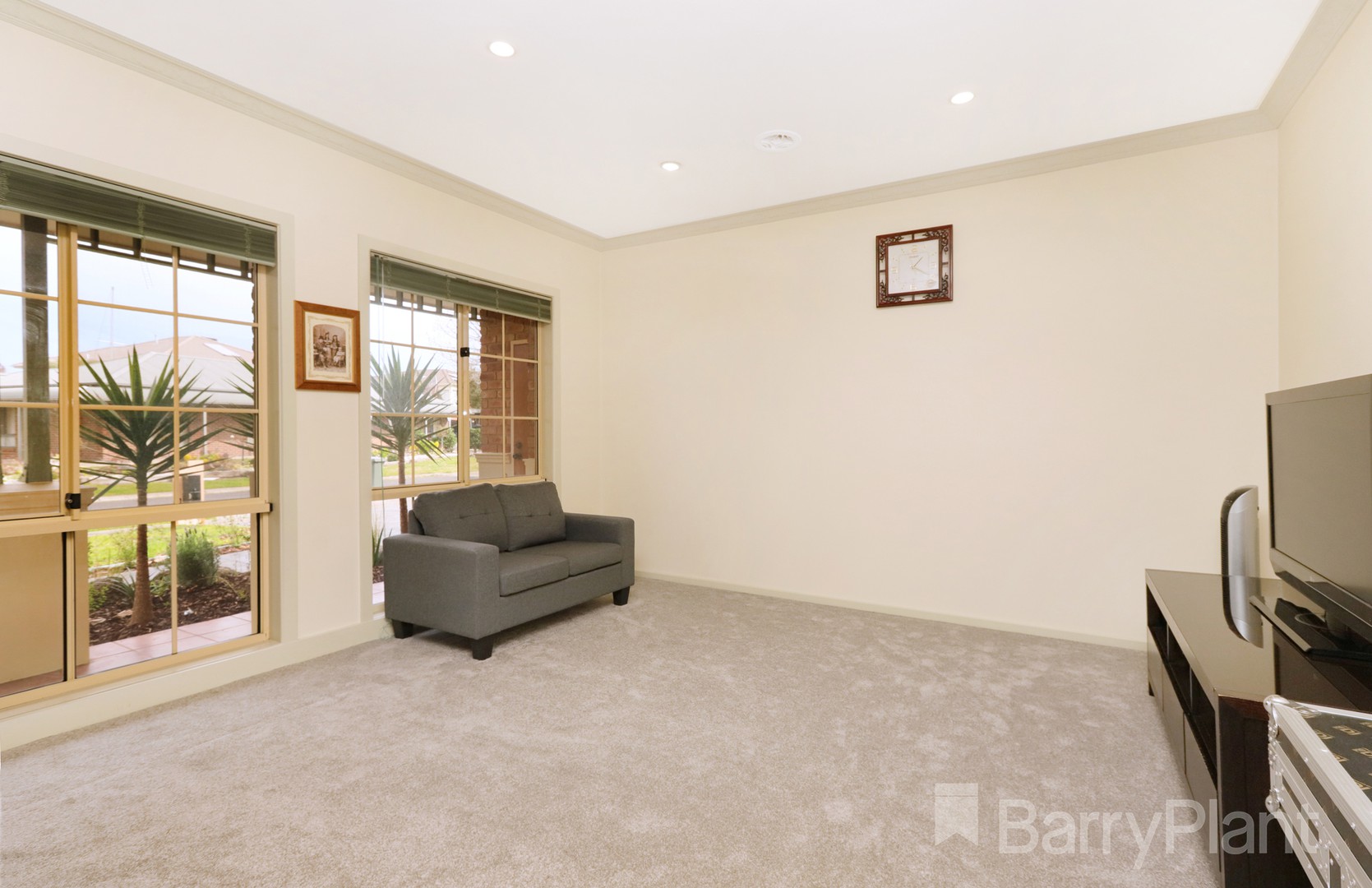 6 Hebe Place, Sunshine West, VIC 3020, Sunshine West - Thumbnail 3