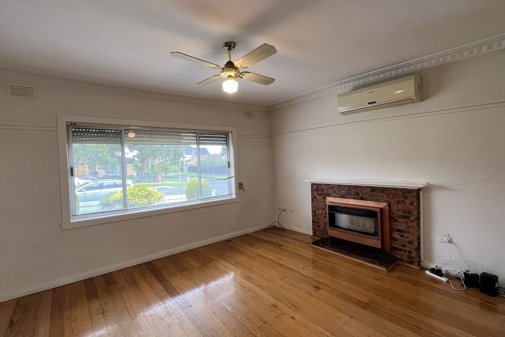 6 Henty Street, Reservoir, VIC 3073, Reservoir - Thumbnail 4