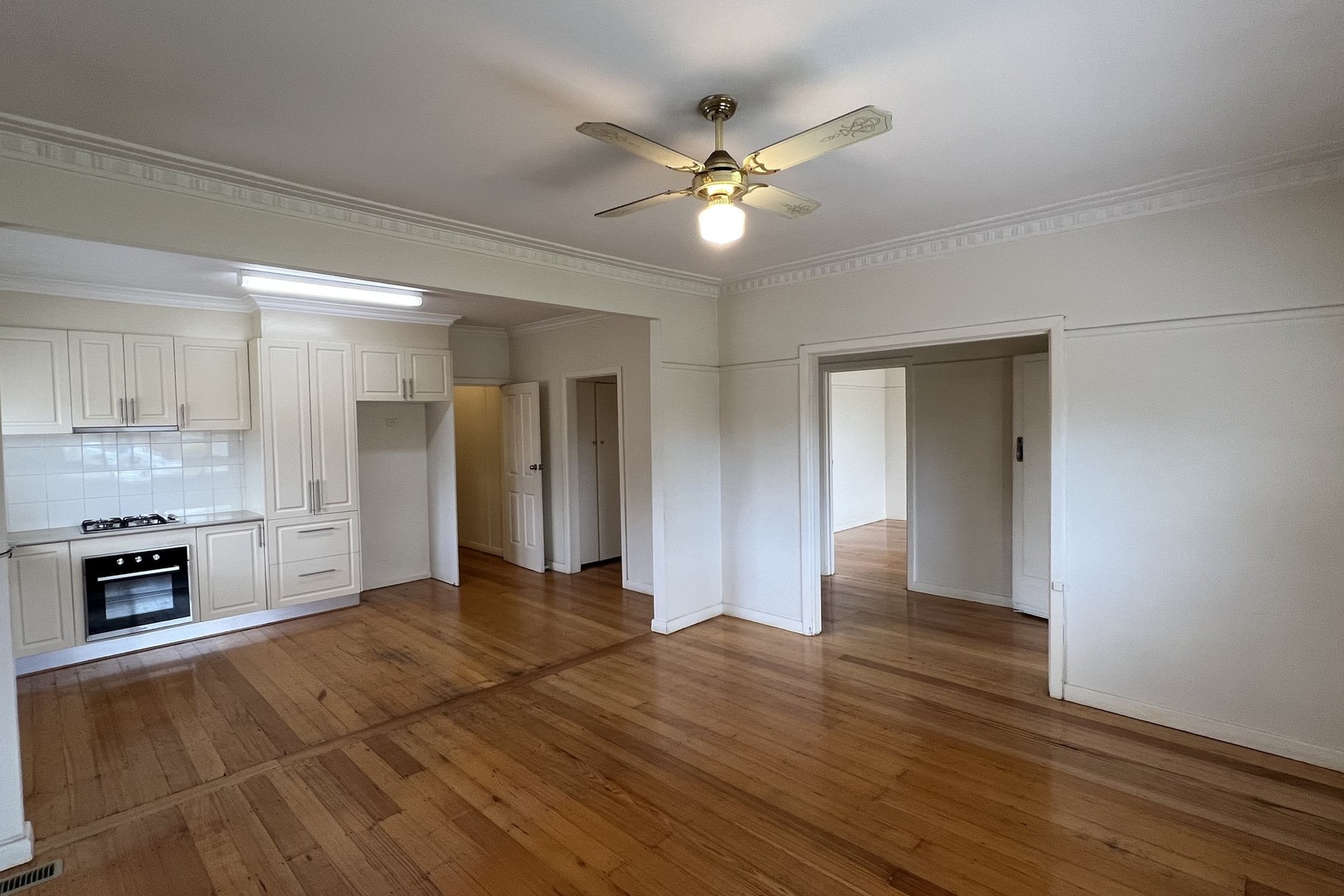 6 Henty Street, Reservoir, VIC 3073, Reservoir - Thumbnail 5