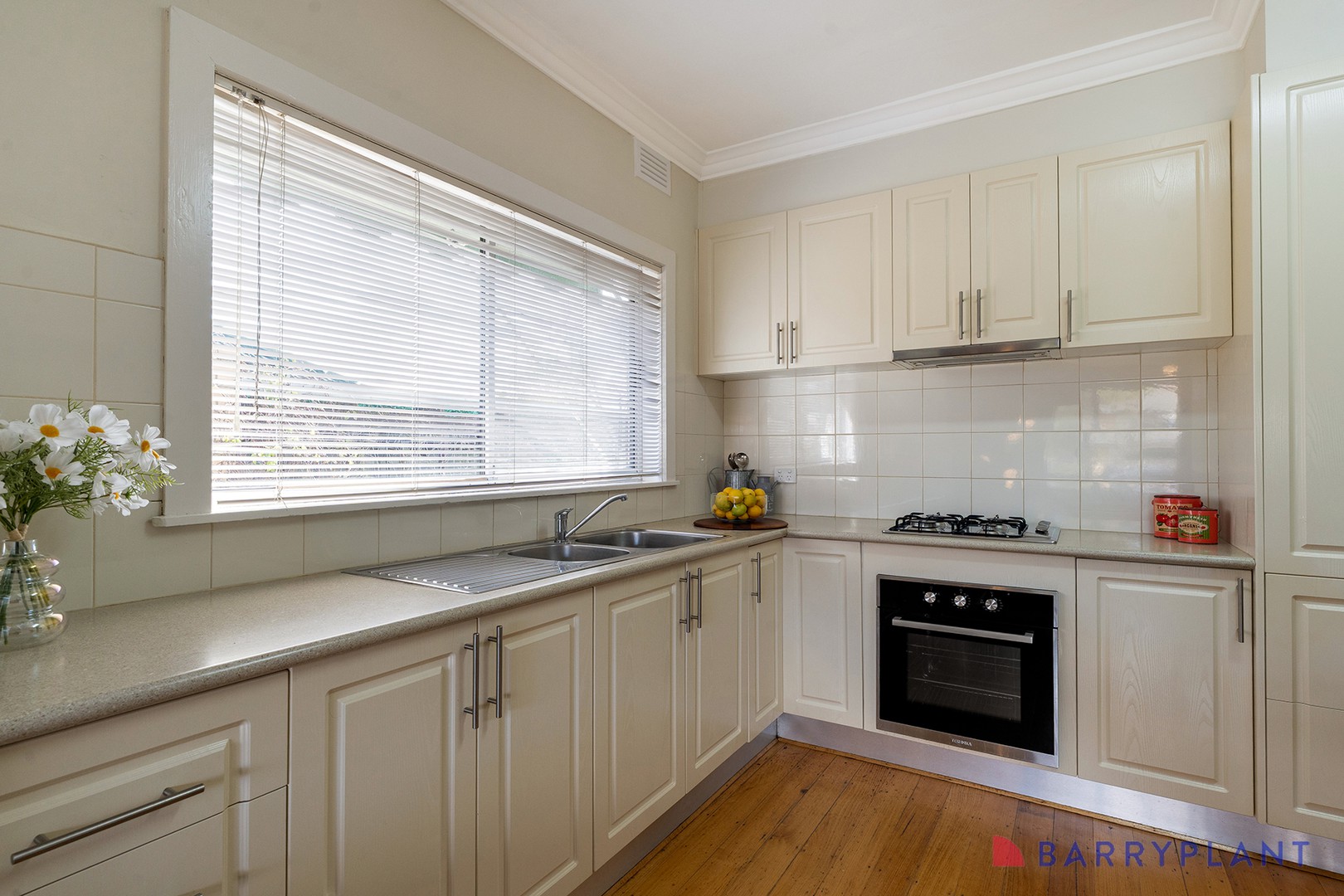6 Henty Street, Reservoir, VIC 3073, Reservoir - Thumbnail 4