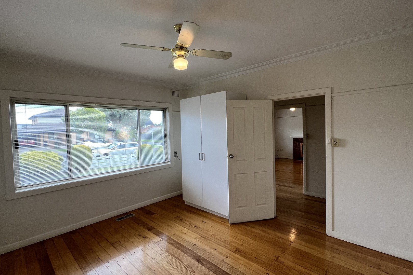 6 Henty Street, Reservoir, VIC 3073, Reservoir - Thumbnail 8