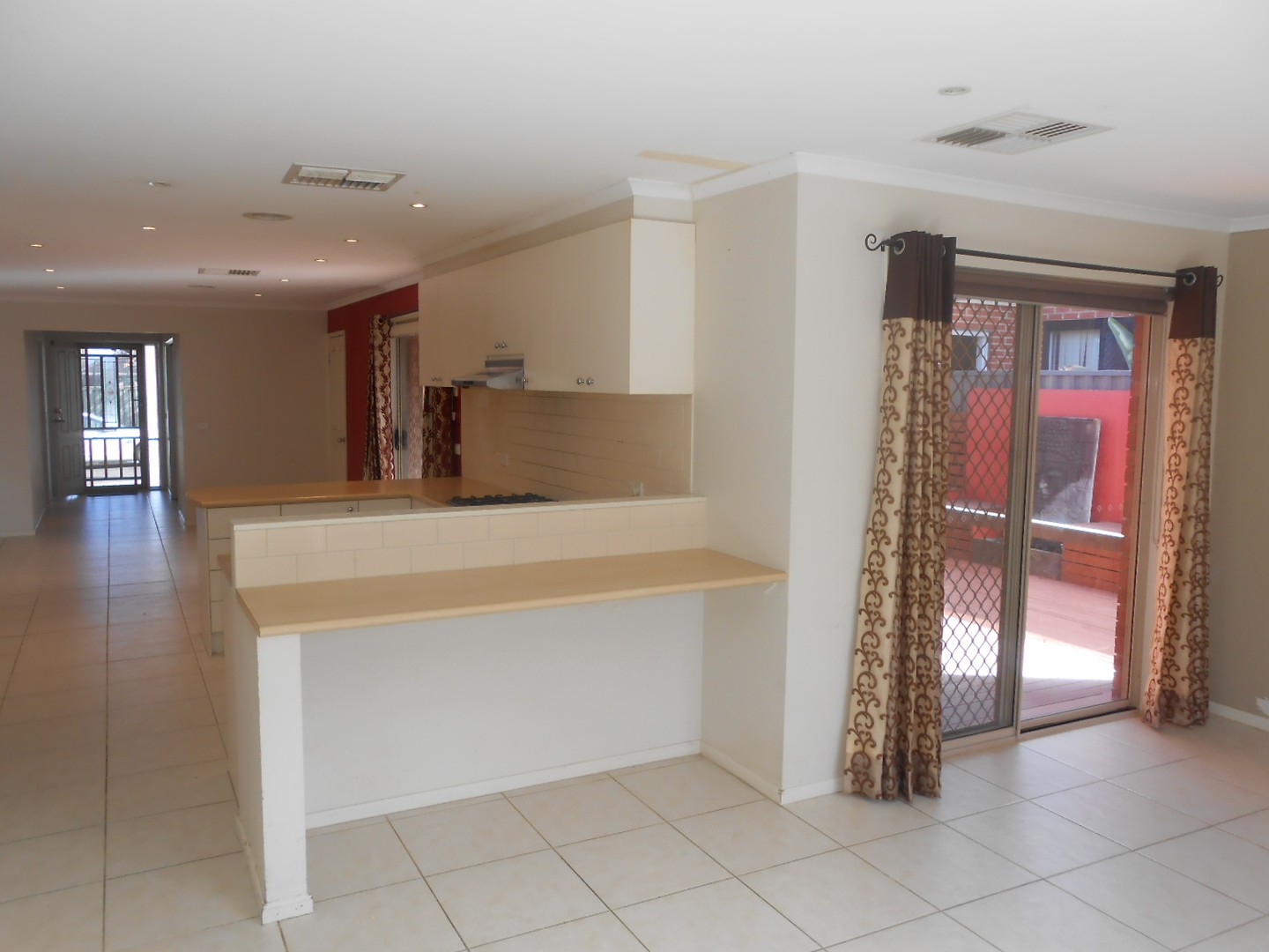 6 Hessing Green, Caroline Springs, VIC 3023, Caroline Springs - Thumbnail 4