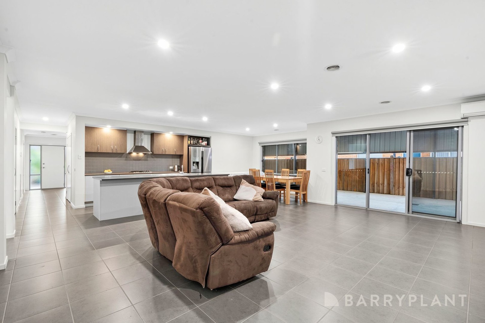 6 Hester Street, Tarneit, VIC 3029, Tarneit - Thumbnail 8