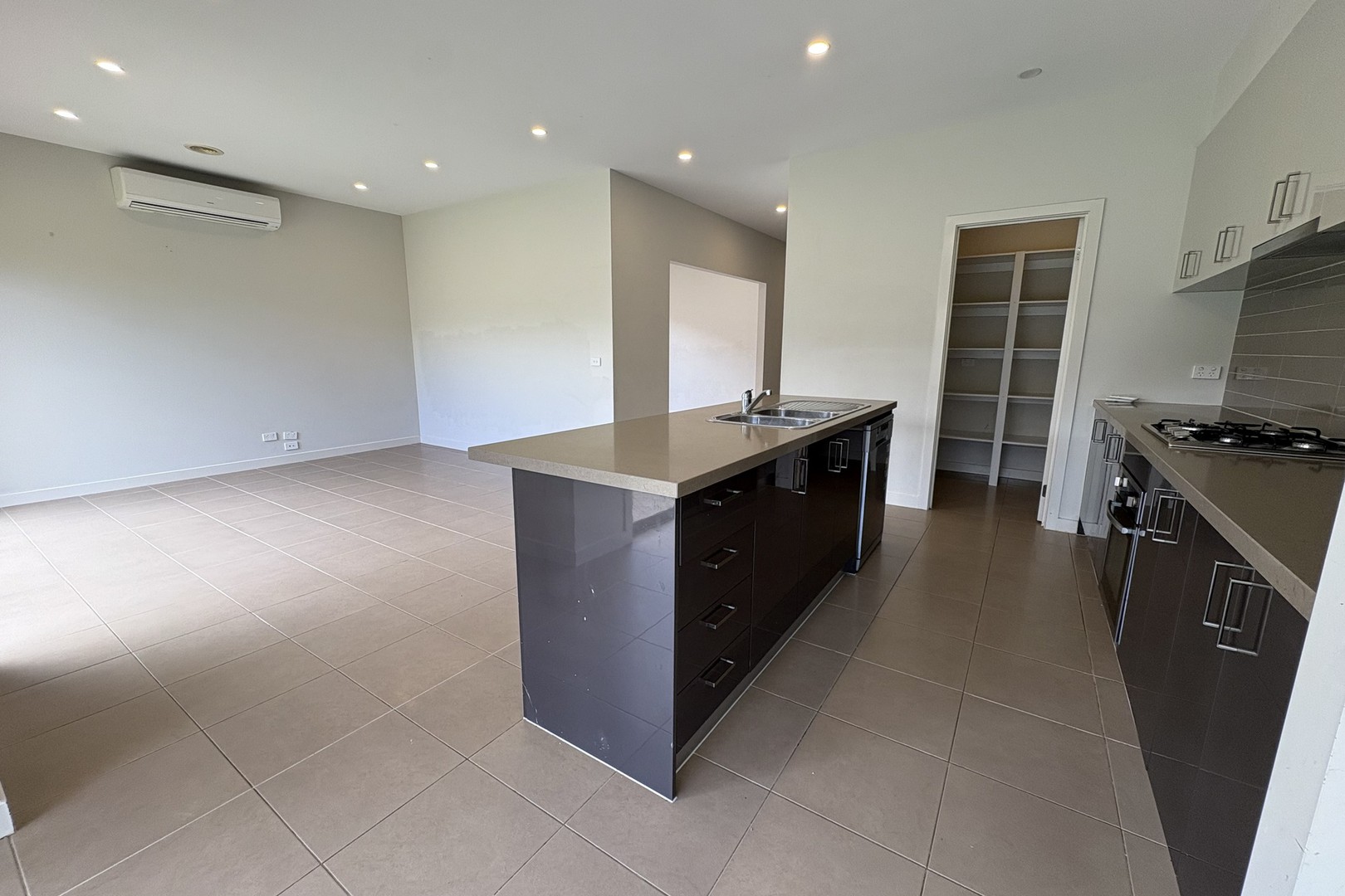 6 Hibiscus Street, Aintree, VIC 3336 - Thumbnail 1 - 20/11/2025