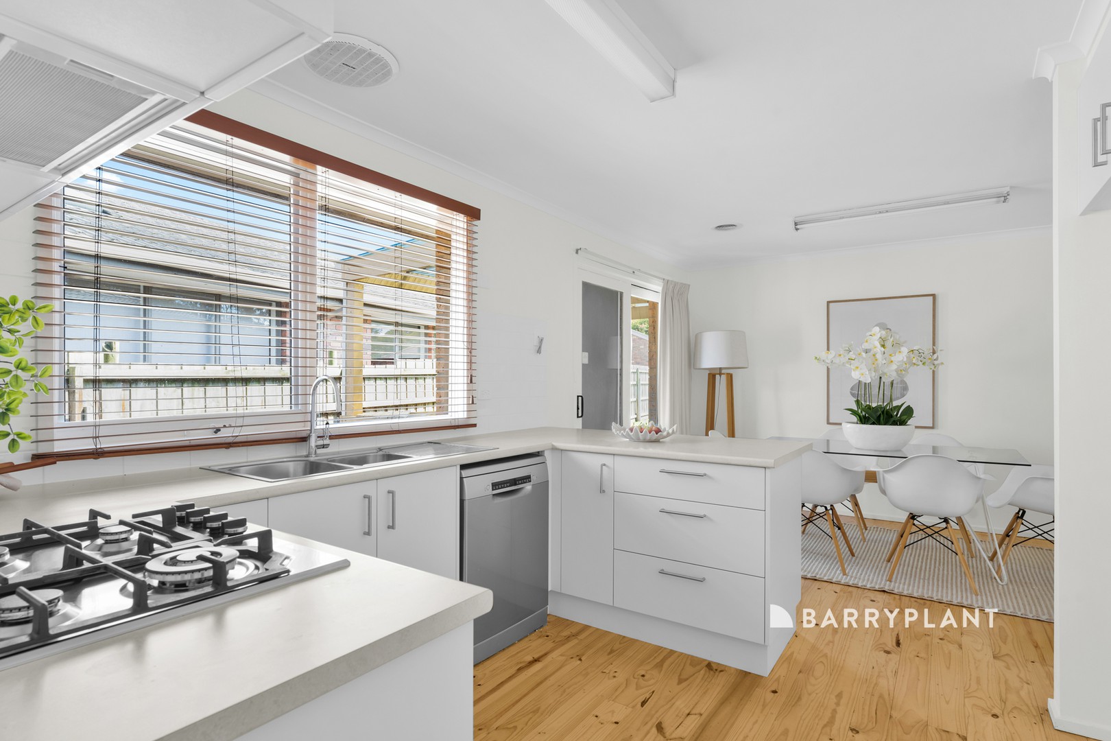 6 Hollydale Close, Berwick, VIC 3806, Berwick - Thumbnail 5