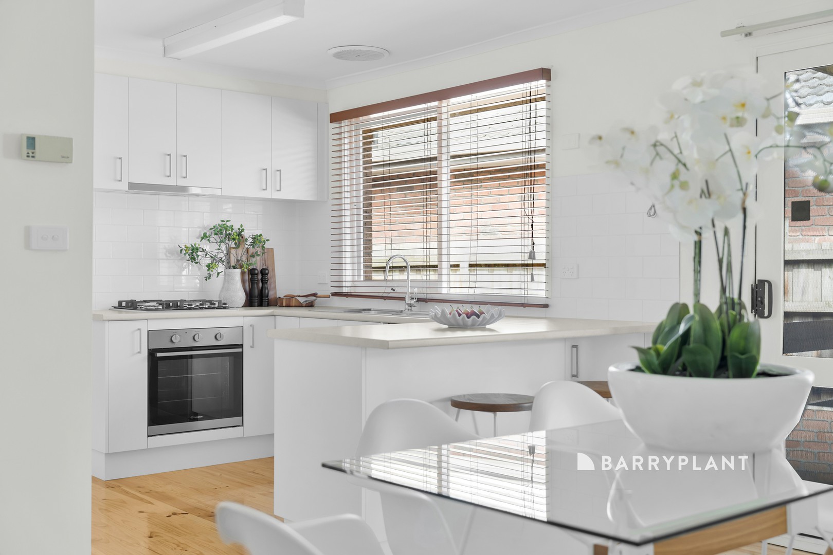 6 Hollydale Close, Berwick, VIC 3806, Berwick - Thumbnail 6