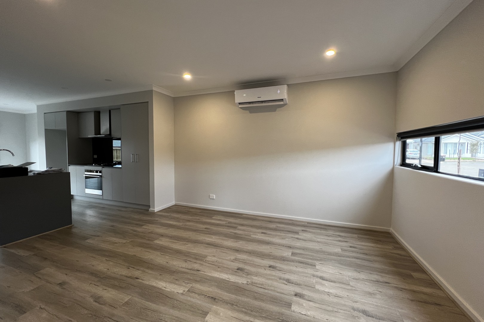 6 Homage Avenue, Fraser Rise, VIC 3336, Fraser Rise - Thumbnail 2
