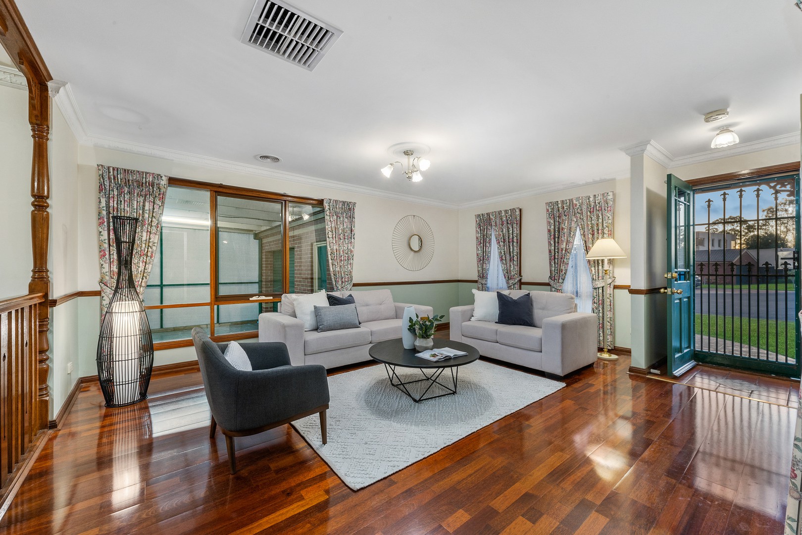 6 Hulme Court, Hillside, VIC 3037 - Thumbnail 2 - 01/02/2023