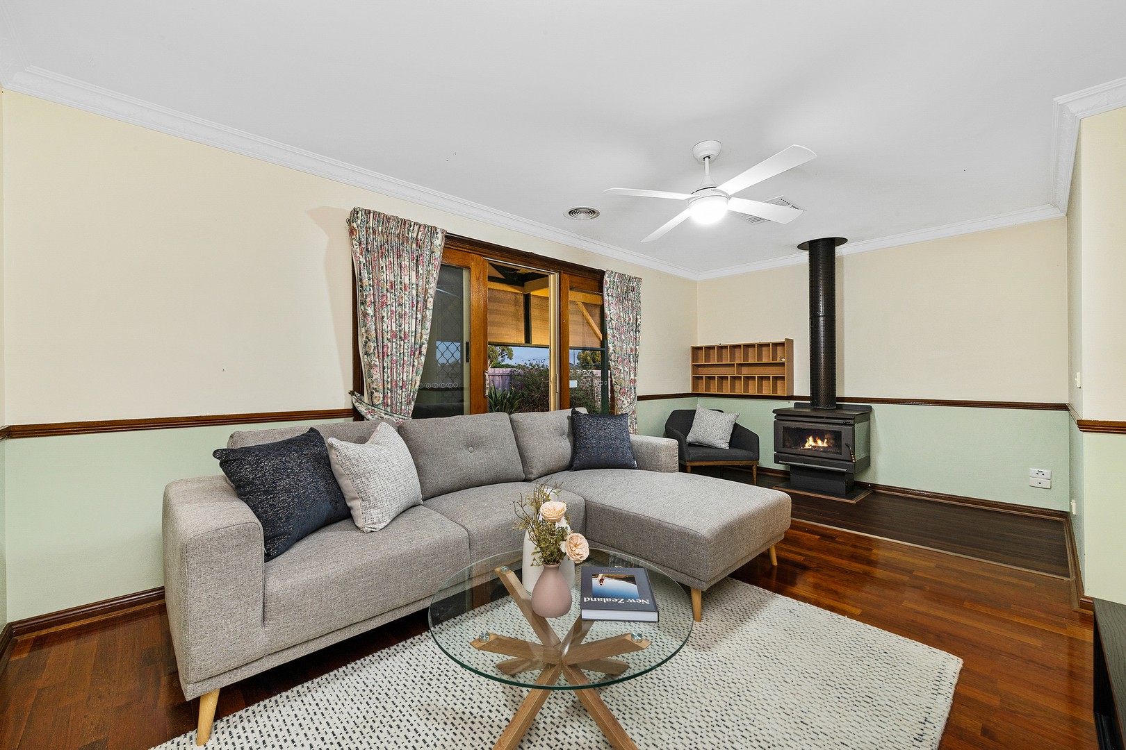 6 Hulme Court, Hillside, VIC 3037, Hillside - Thumbnail 3