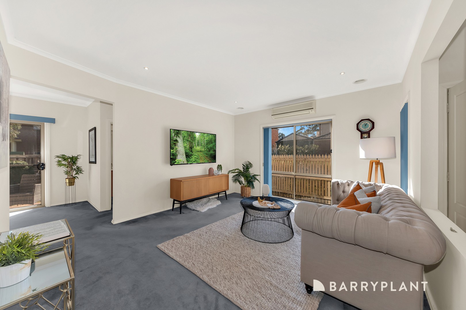6 Hummingbird Place, South Morang, VIC 3752, South Morang - Thumbnail 2