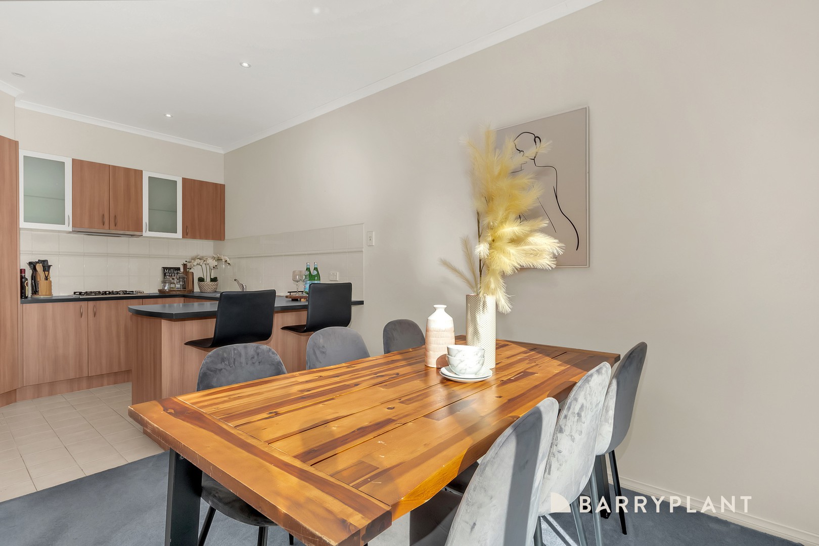 6 Hummingbird Place, South Morang, VIC 3752, South Morang - Thumbnail 4