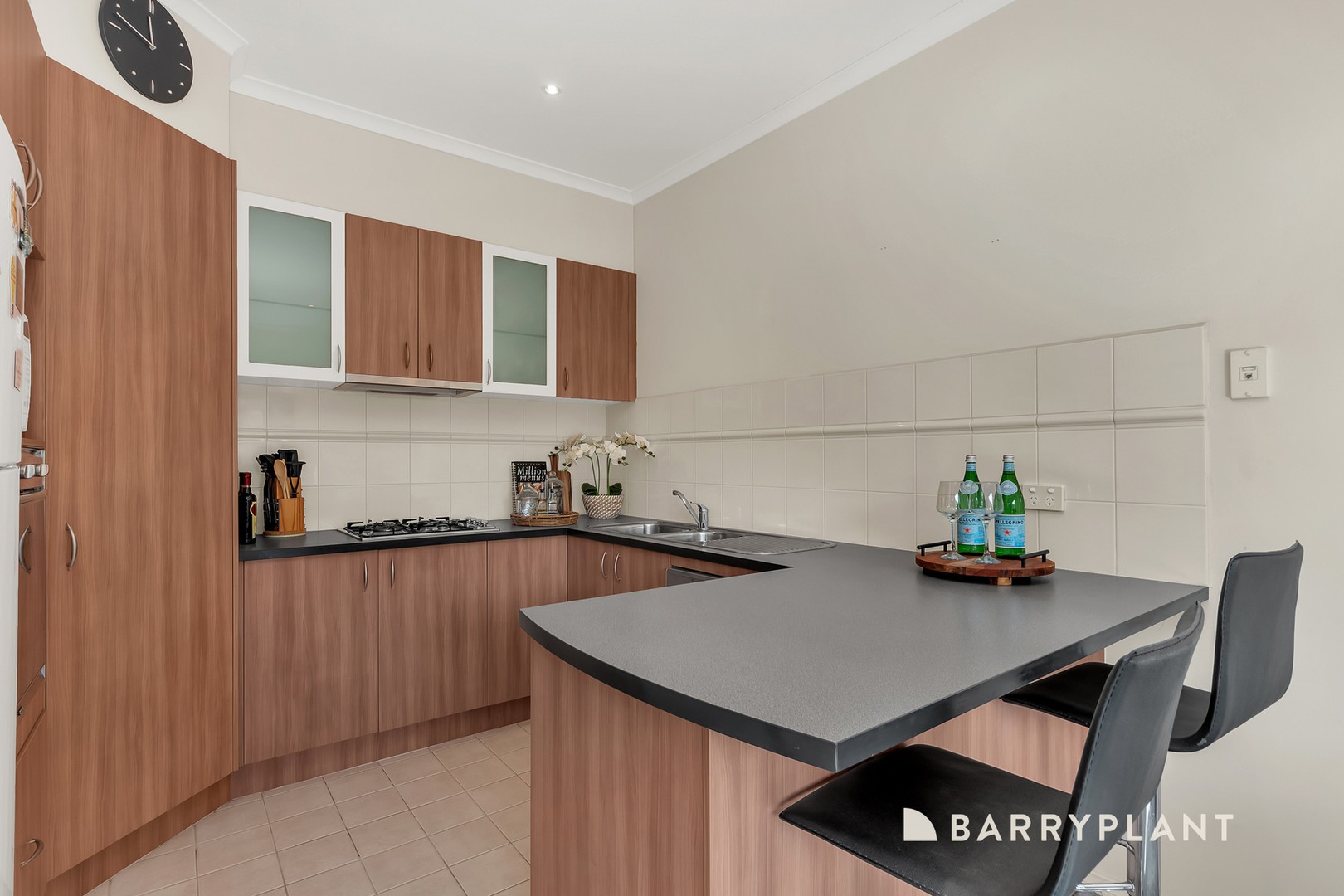 6 Hummingbird Place, South Morang, VIC 3752, South Morang - Thumbnail 5