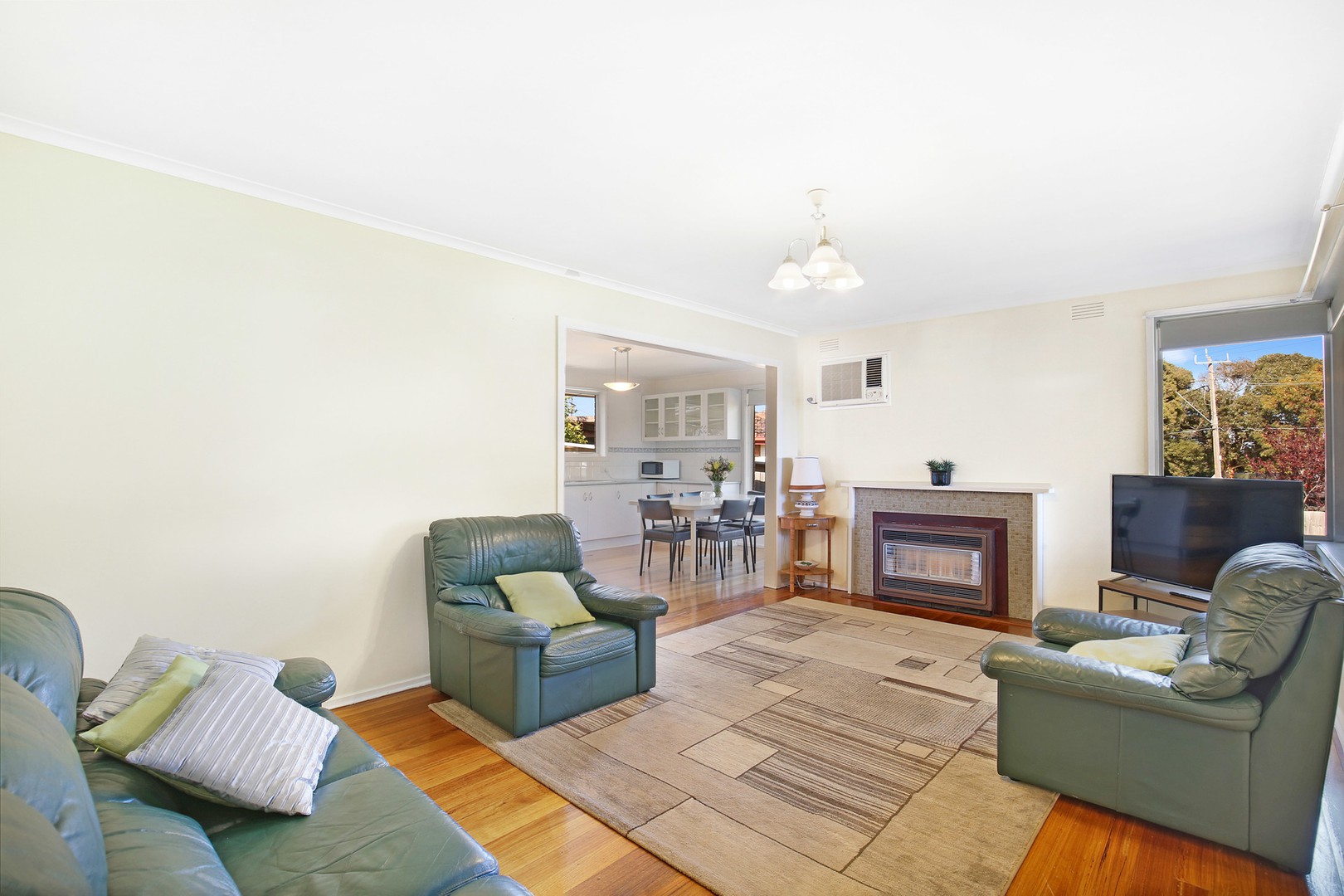 6 Huskisson Avenue, Lalor, VIC 3075, Lalor - Thumbnail 3