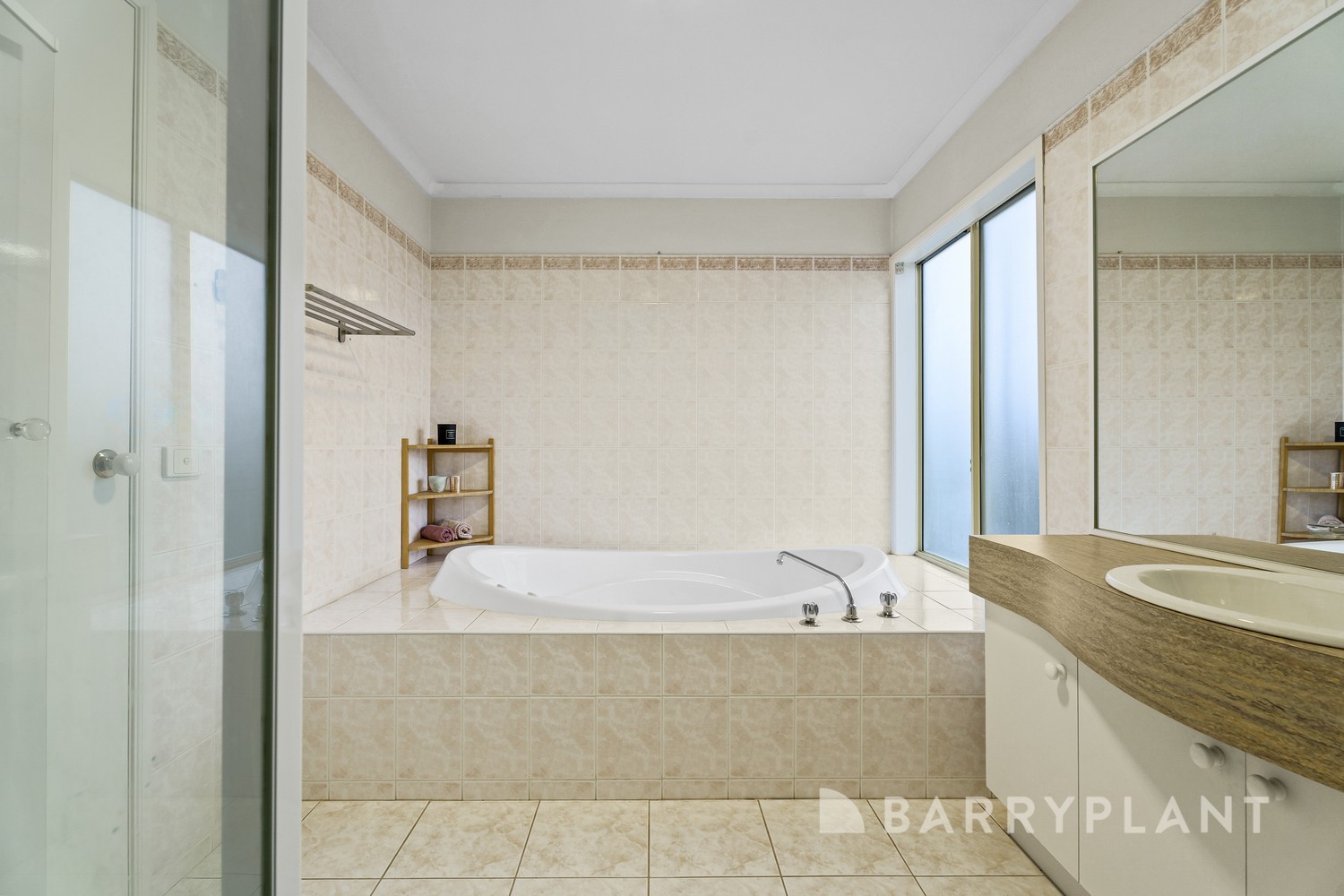 6 Iluka Court, Bundoora, VIC 3083, Bundoora - Thumbnail 3