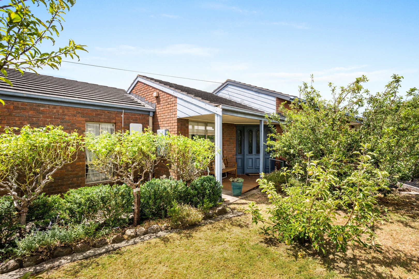 6 Ingrid Court, Herne Hill, VIC 3218 - Thumbnail 2 - 16/02/2024