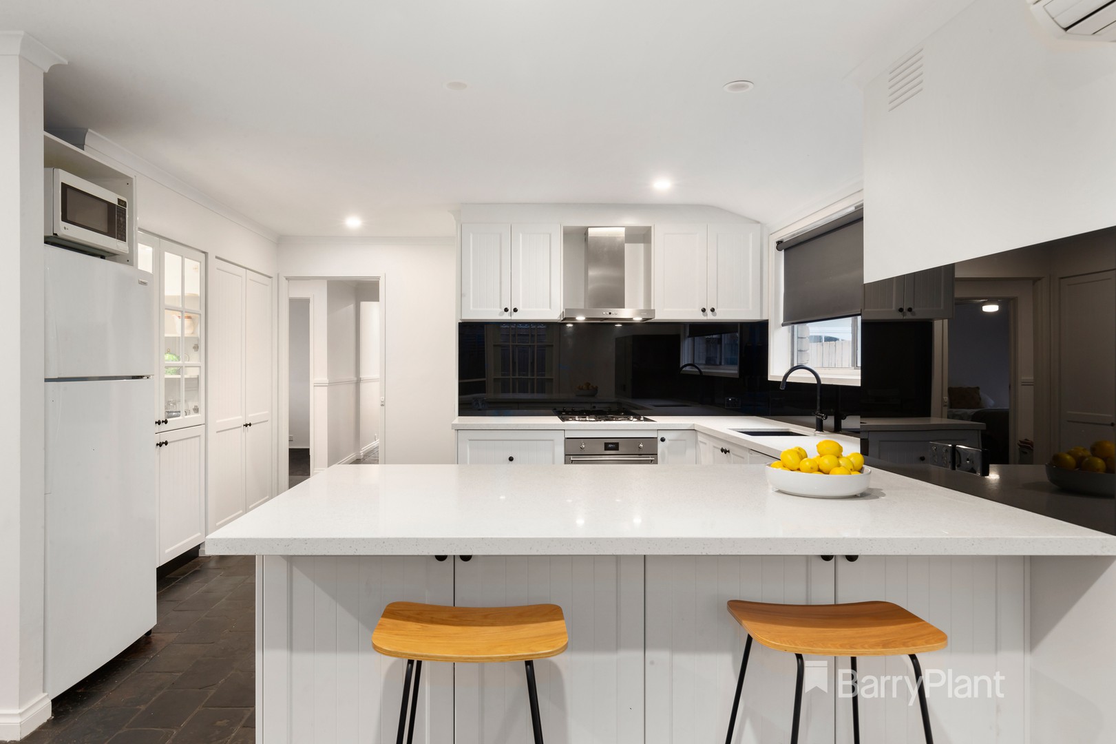 6 Jannali Drive, Dingley Village, VIC 3172, Dingley Village - Thumbnail 2