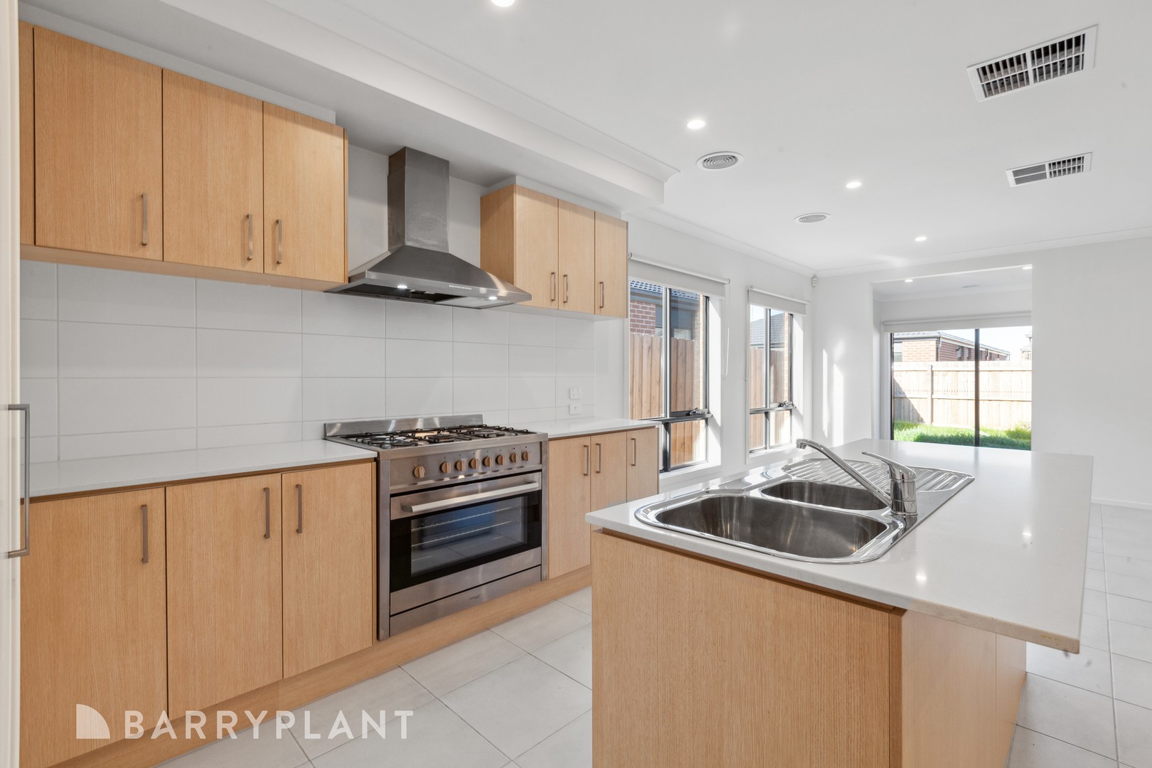 6 Juniperina Circuit, Wallan, VIC 3756, Wallan - Thumbnail 4