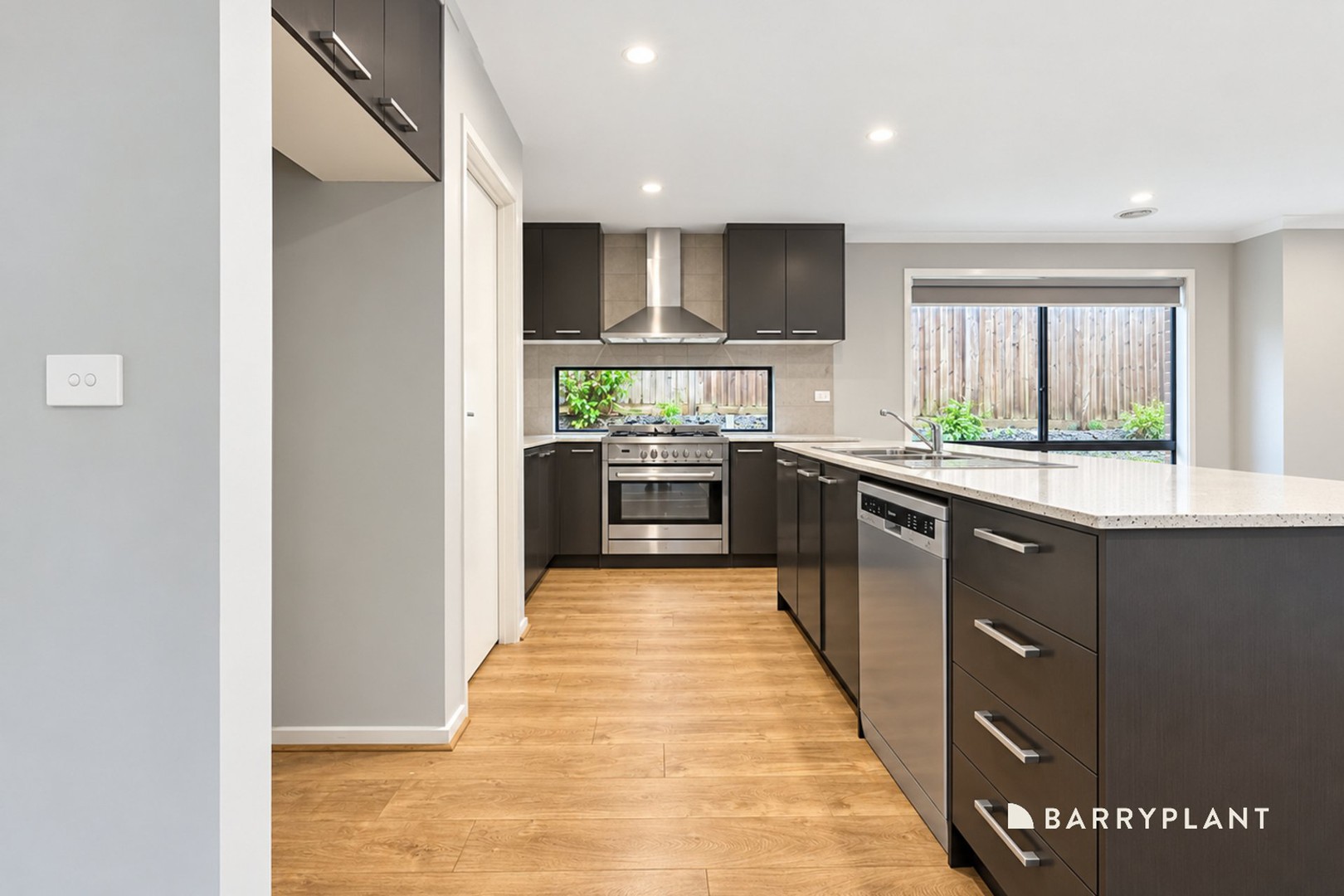 6 Kendal Street, Warragul, VIC 3820 - Thumbnail 1 - 15/10/2026