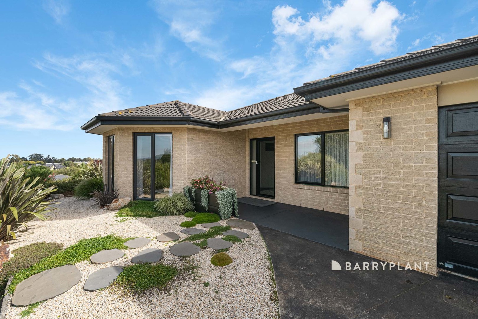 6 Kensington Square, Drouin, VIC 3818