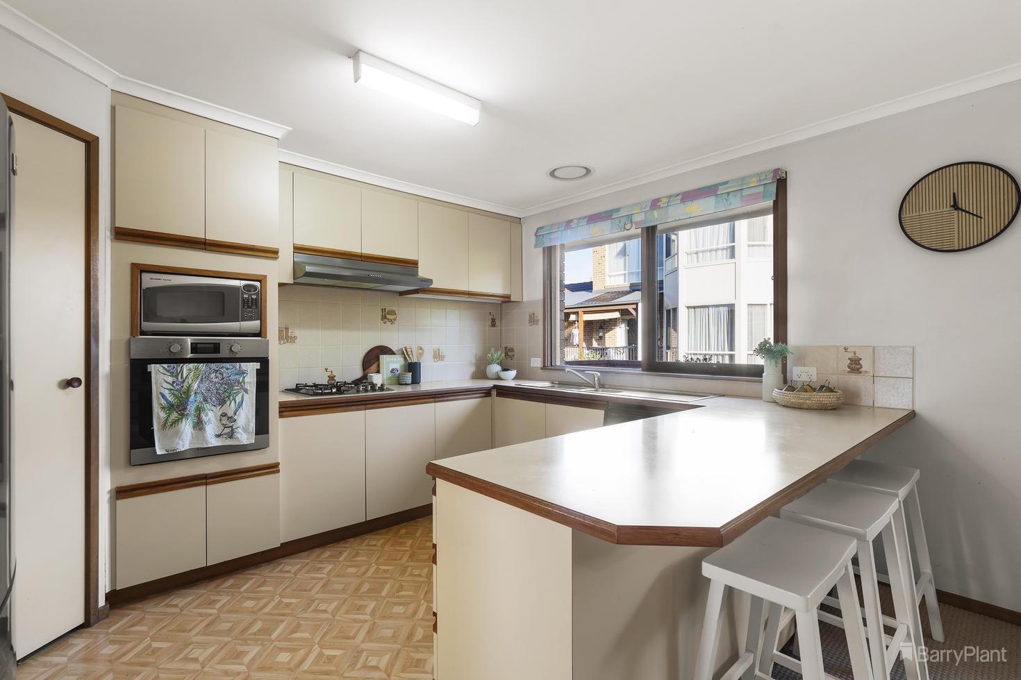6 Kent Court, Doncaster East, VIC 3109, Doncaster East - Thumbnail 5