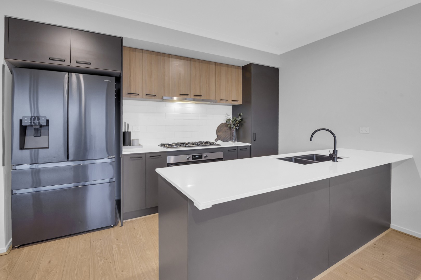 6 Kintai Street, Craigieburn, VIC 3064, Craigieburn - Thumbnail 2