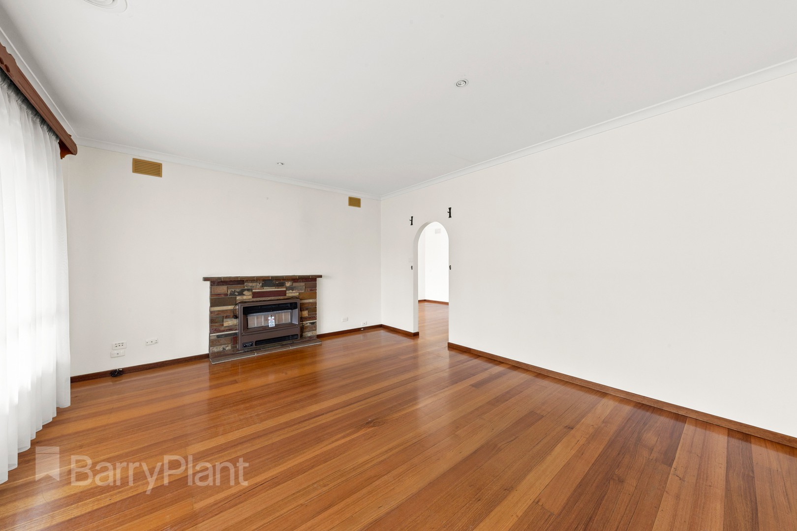 6 Kirby Court, St Albans, VIC 3021, St Albans - Thumbnail 3