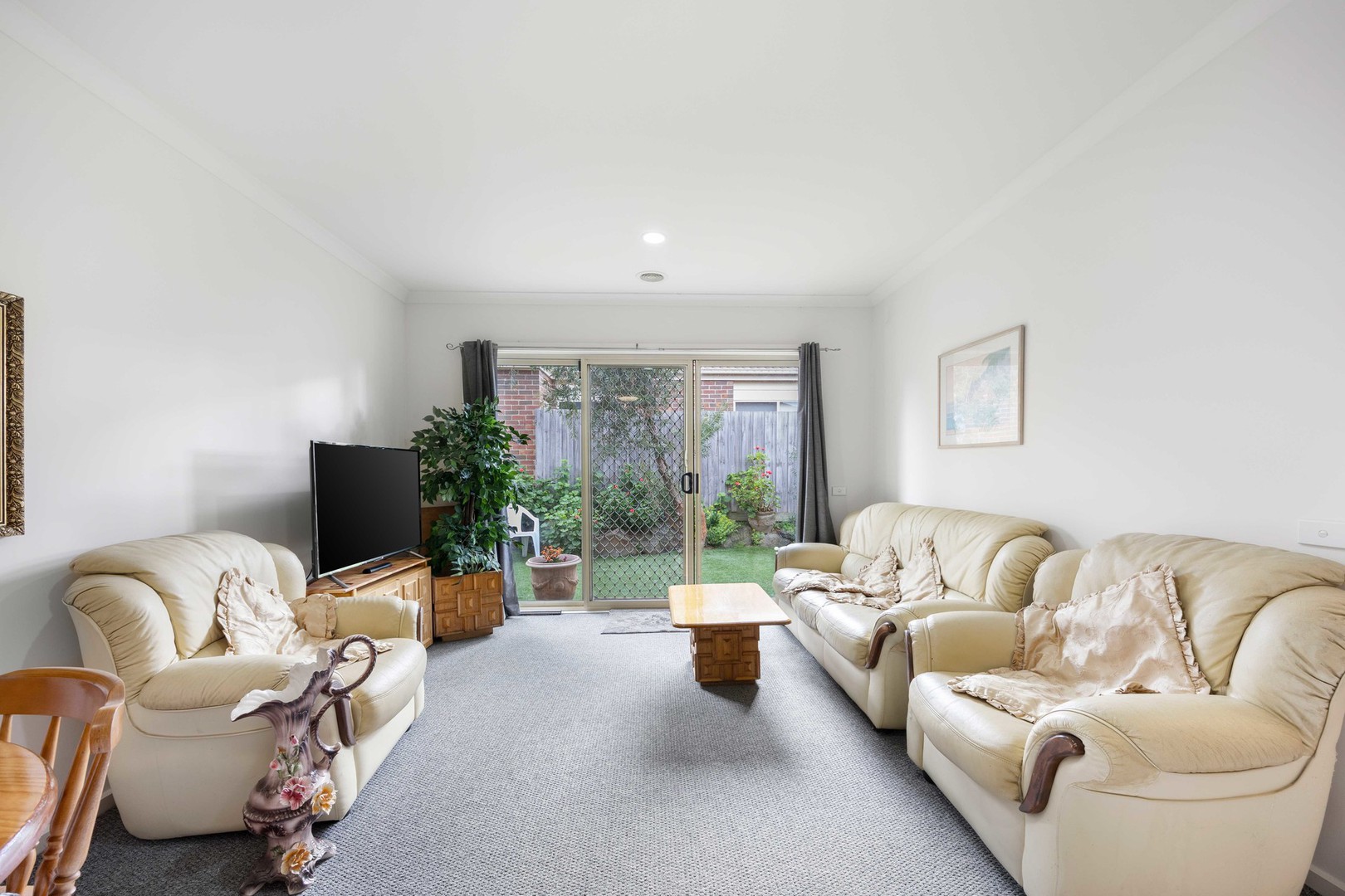 6 Kristian Drive, Hillside, VIC 3037, Hillside - Thumbnail 2