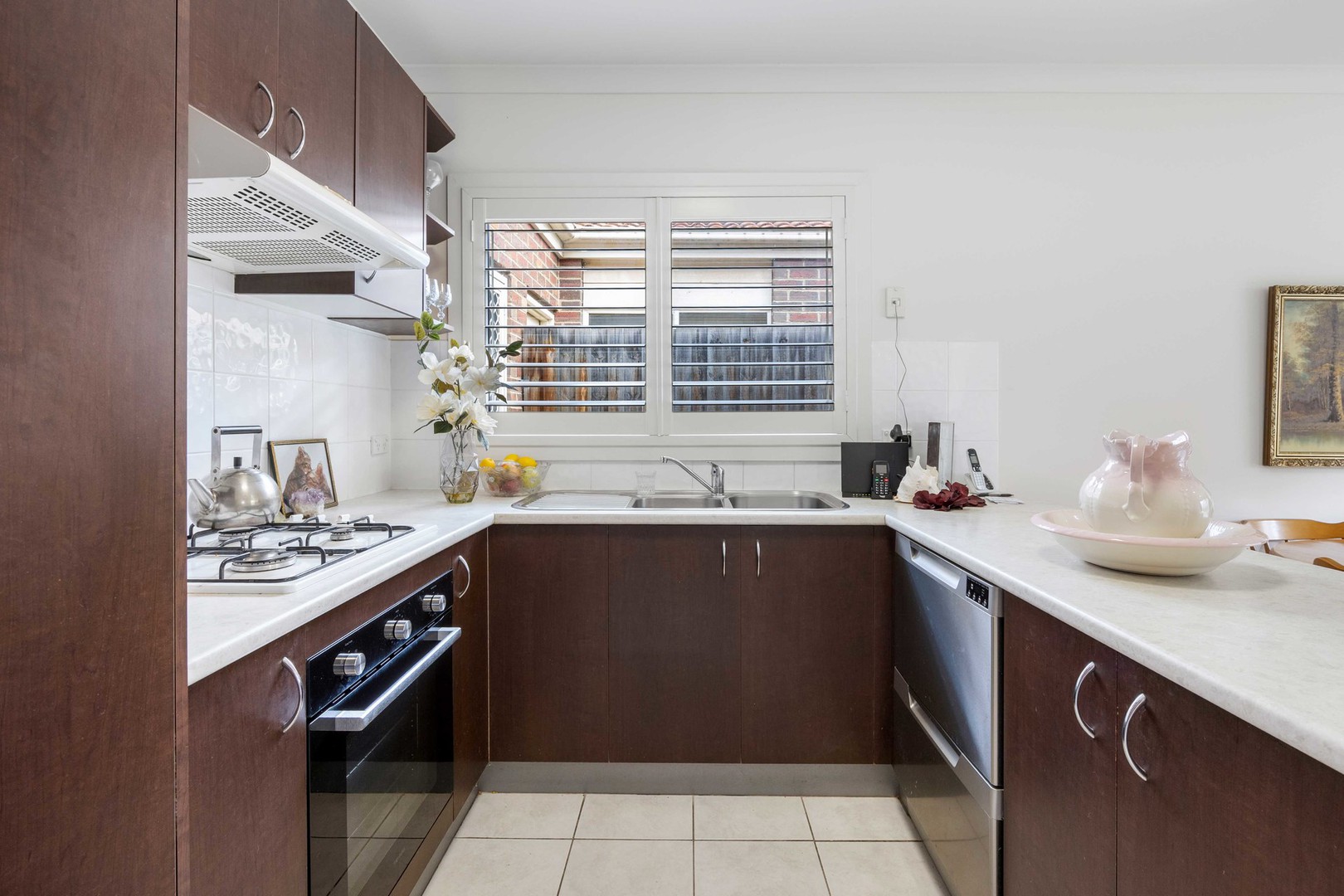 6 Kristian Drive, Hillside, VIC 3037, Hillside - Thumbnail 4