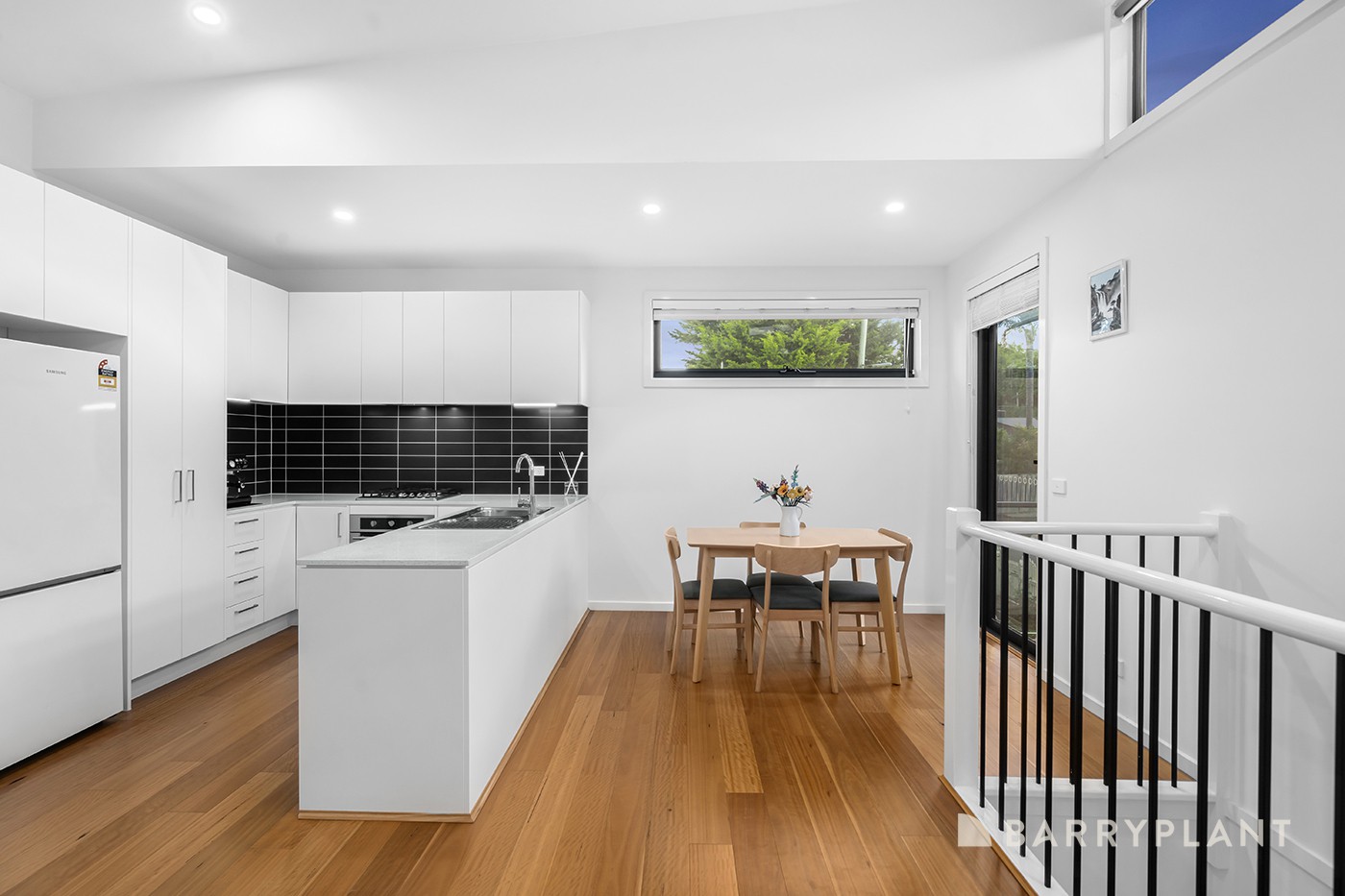 6 Kuro Place, Lilydale, VIC 3140, Lilydale - Thumbnail 2