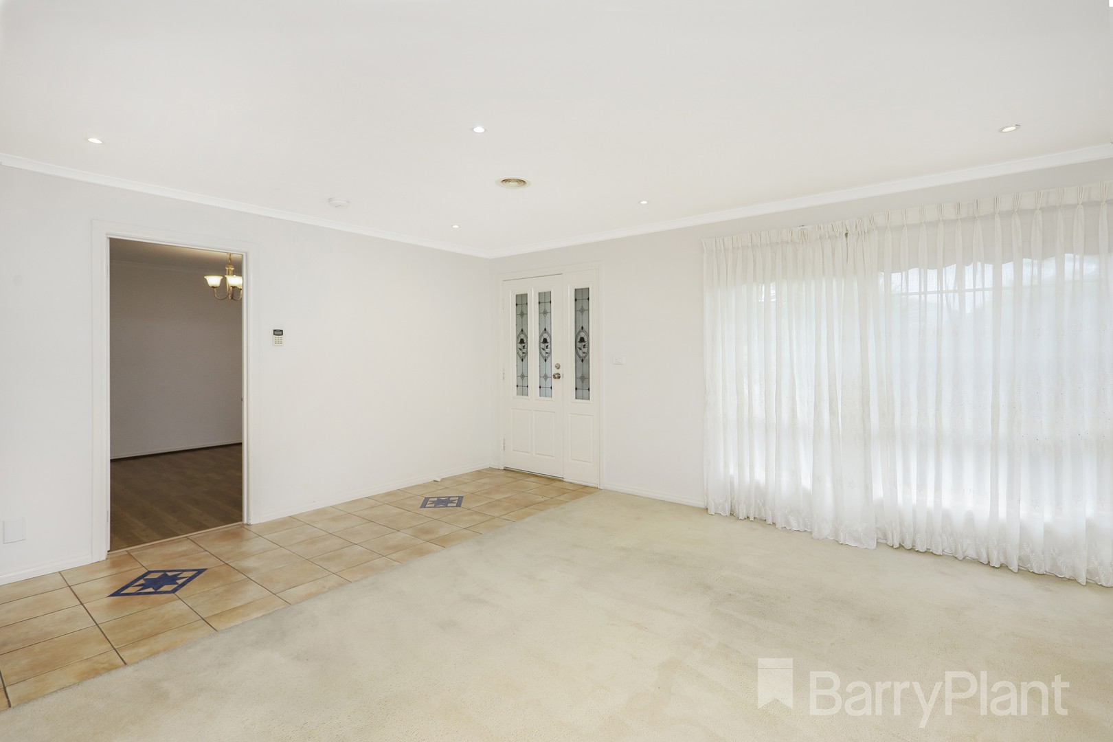 6 Lansdowne Road, Cairnlea, VIC 3023, Cairnlea - Thumbnail 3