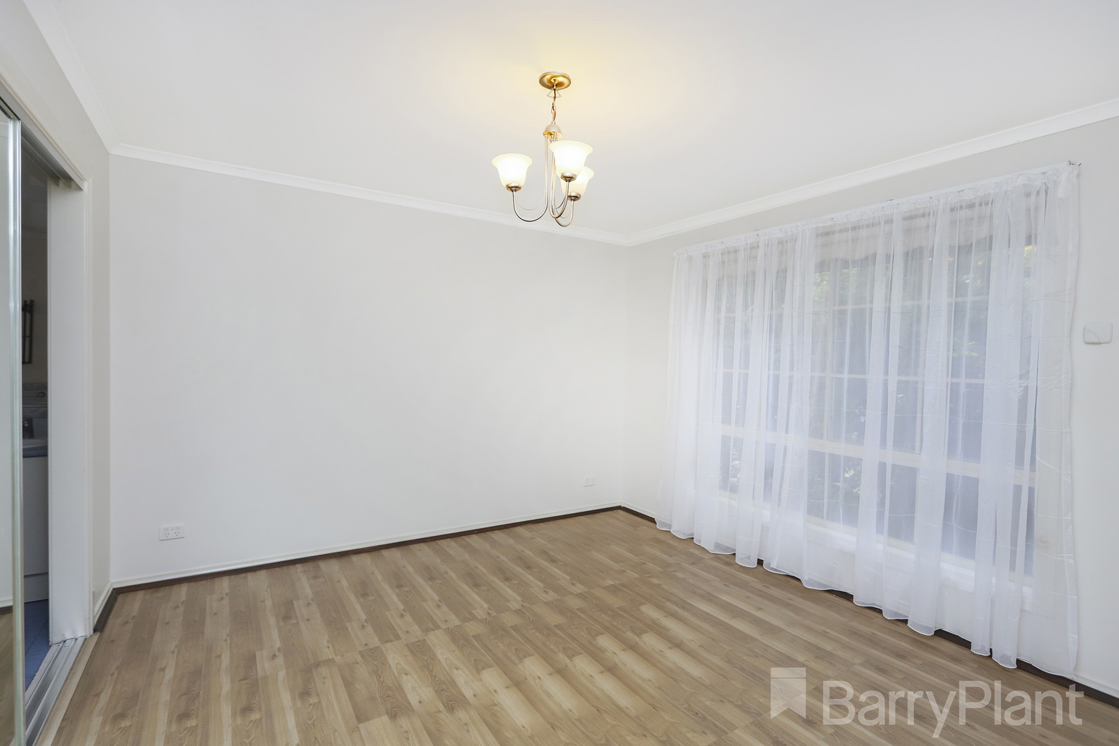 6 Lansdowne Road, Cairnlea, VIC 3023, Cairnlea - Thumbnail 4