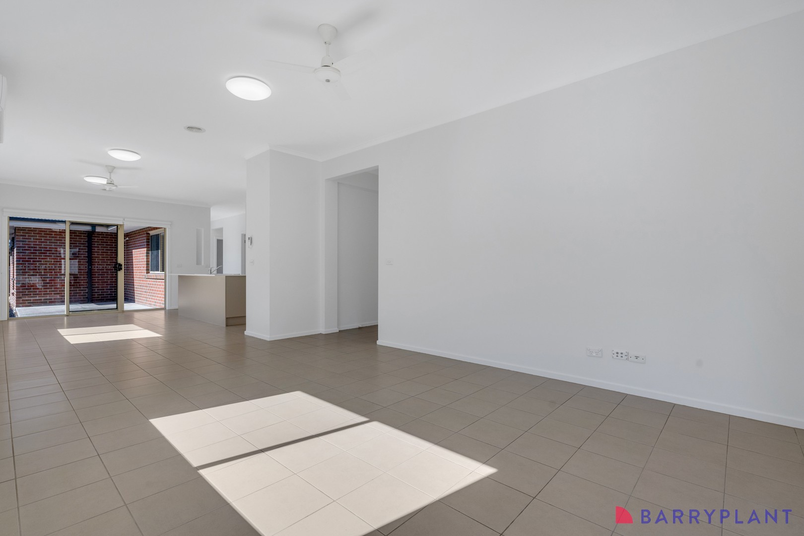 6 Lapis Chase, Epping, VIC 3076, Epping - Thumbnail 3