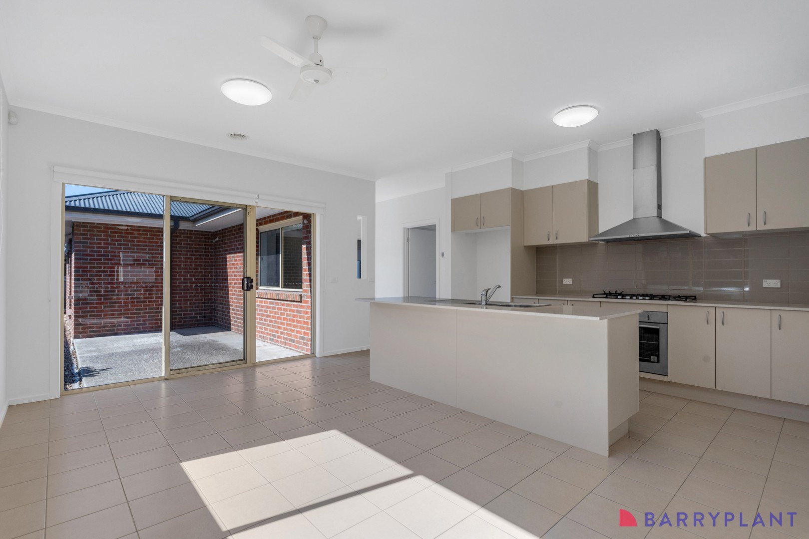 6 Lapis Chase, Epping, VIC 3076, Epping - Thumbnail 4