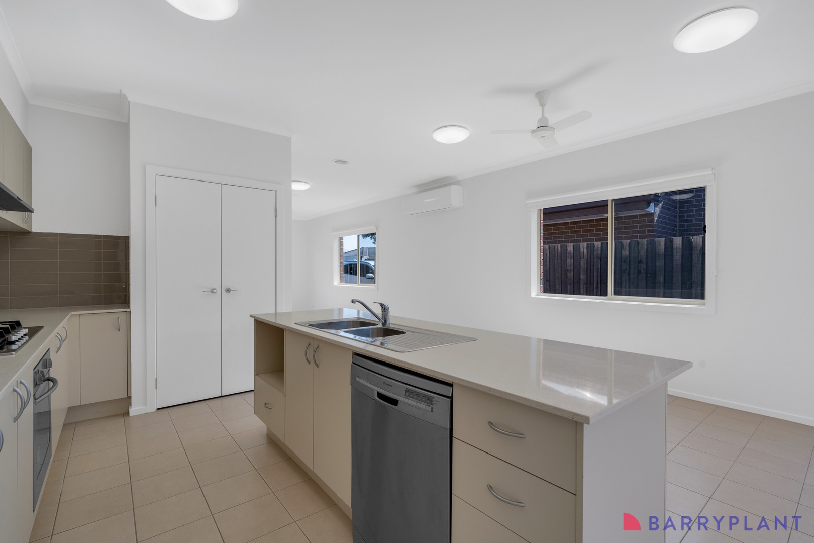 6 Lapis Chase, Epping, VIC 3076, Epping - Thumbnail 5