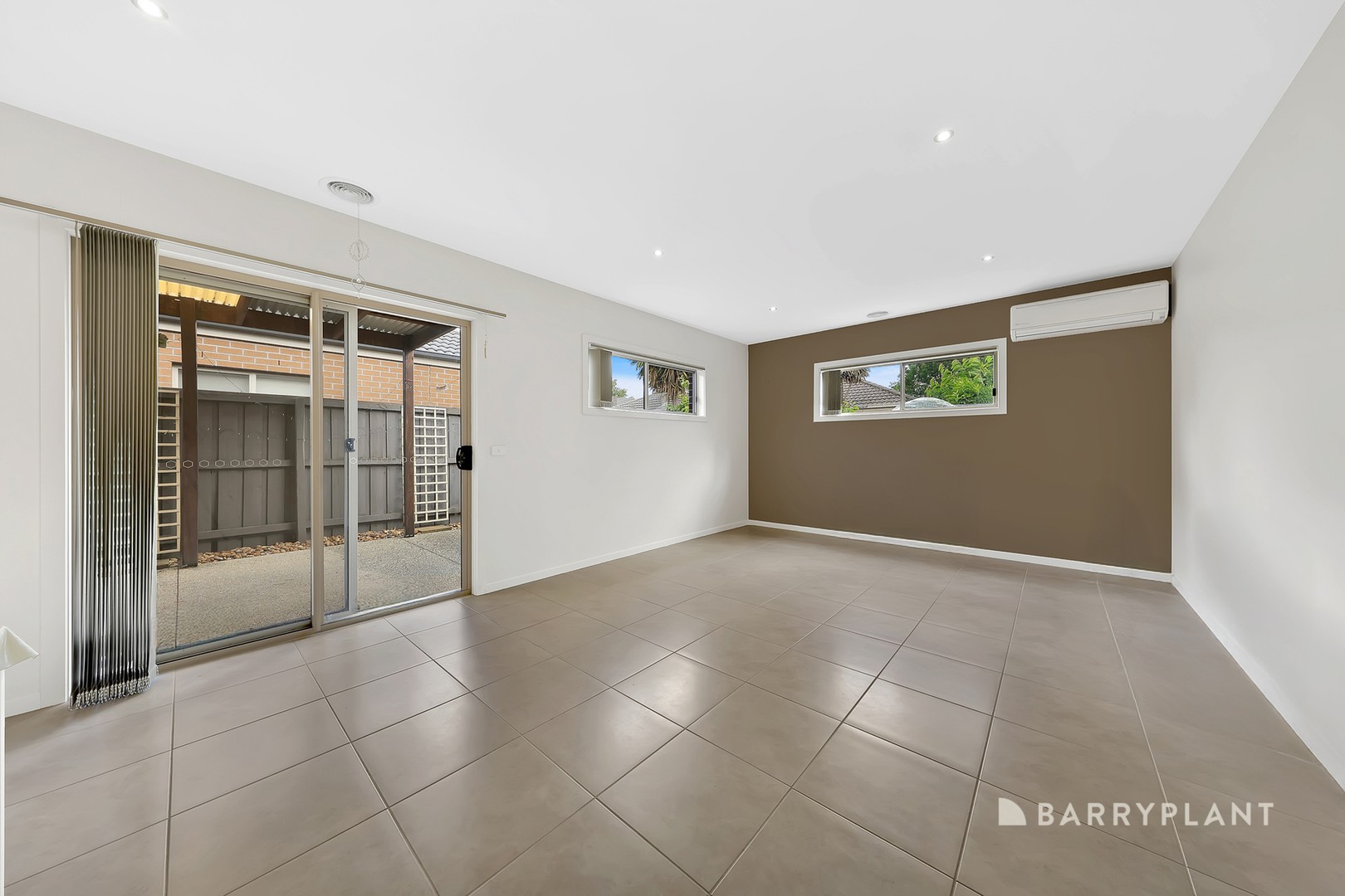 6 Larnook Place, South Morang, VIC 3752, South Morang - Thumbnail 4