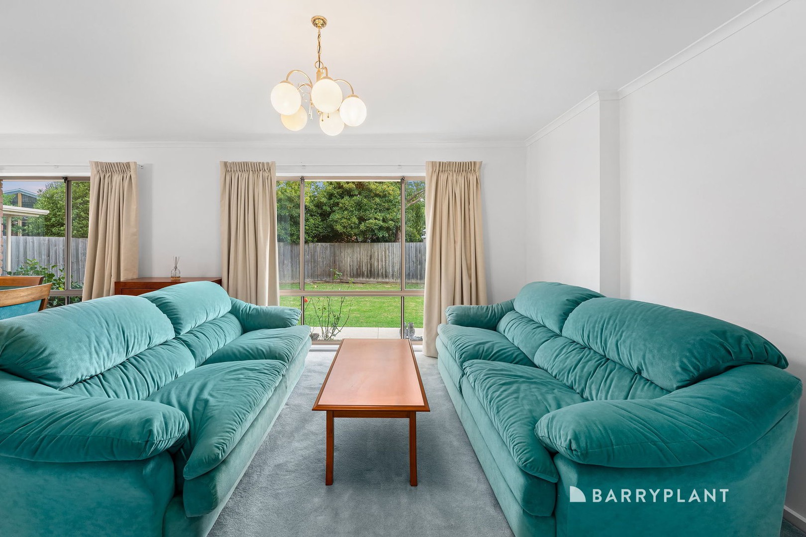 6 Leamon Court, Ferntree Gully, VIC 3156 - Thumbnail 2 - 12/03/2026