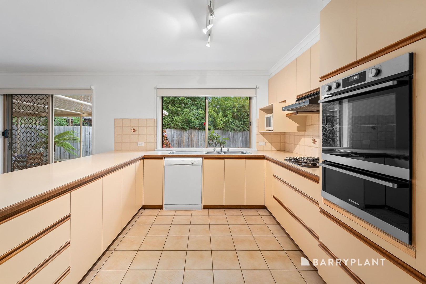 6 Leamon Court, Ferntree Gully, VIC 3156, Ferntree Gully - Thumbnail 5