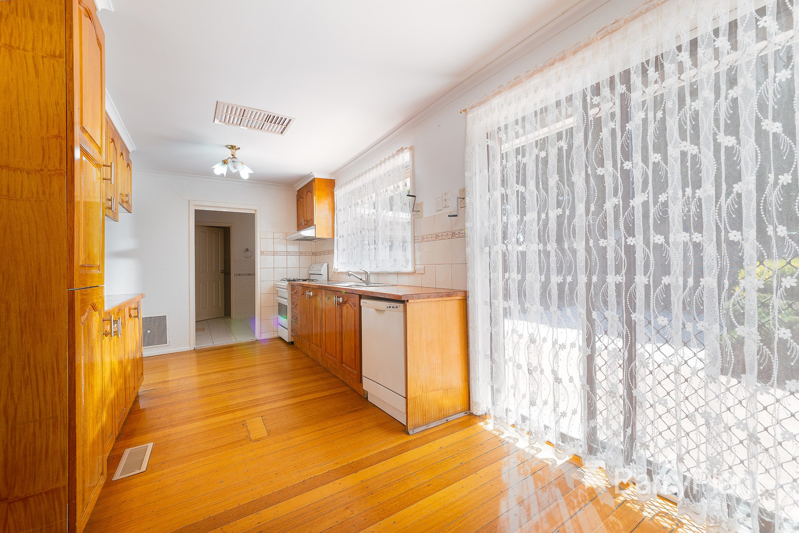 6 Letchworth Place, Epping, VIC 3076, Epping - Thumbnail 5