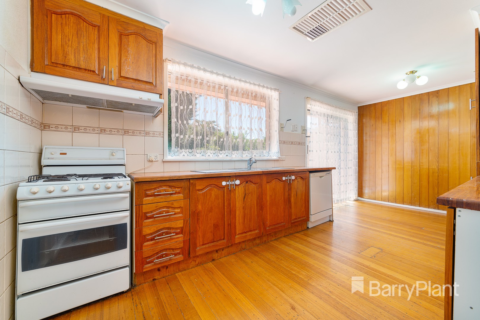 6 Letchworth Place, Epping, VIC 3076, Epping - Thumbnail 6