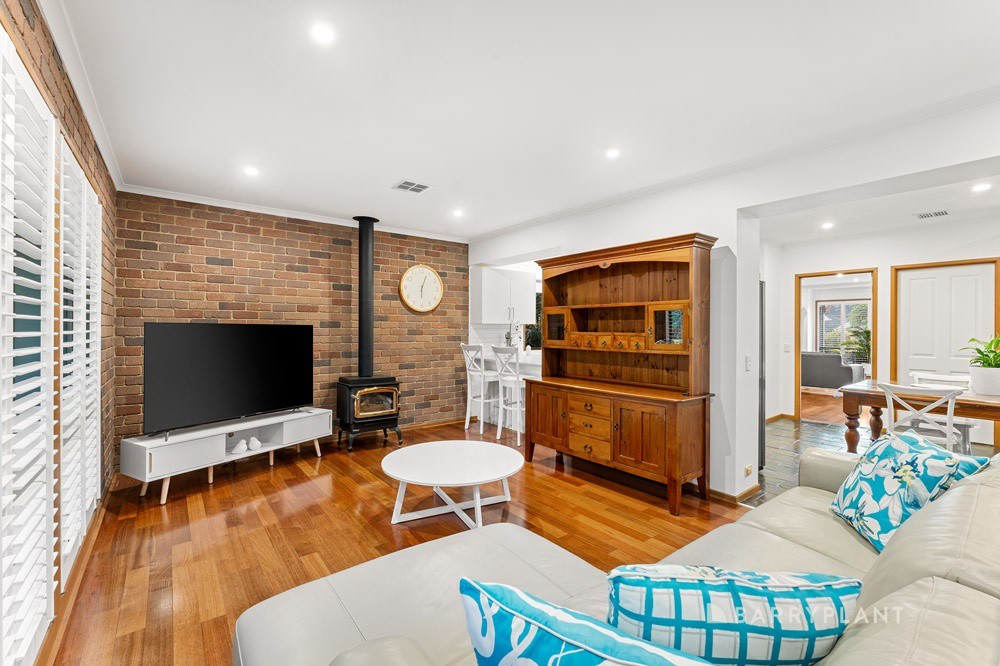 6 Lightwood Court, South Morang, VIC 3752, South Morang - Thumbnail 5