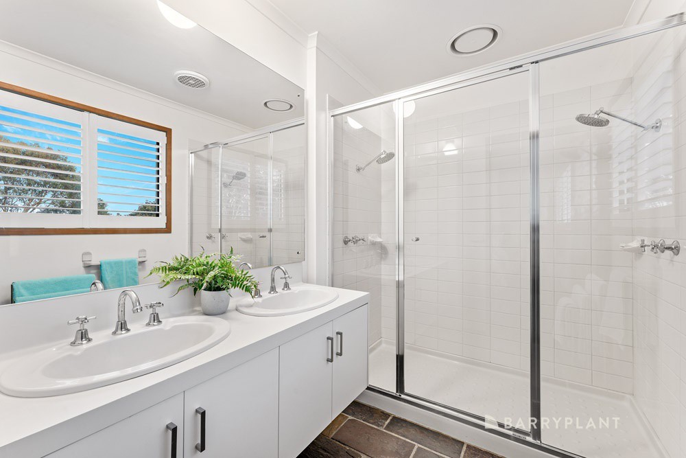 6 Lightwood Court, South Morang, VIC 3752, South Morang - Thumbnail 7