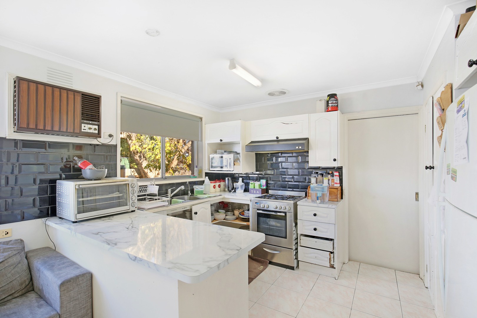 6 Lomond Court, Lalor, VIC 3075, Lalor - Thumbnail 3