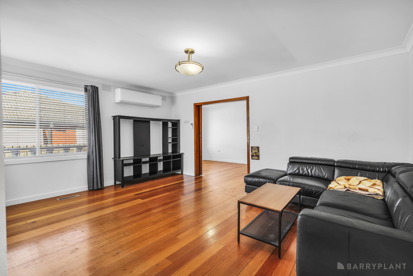 6 Londrew Avenue, Springvale South, VIC 3172 - Thumbnail 2 - 13/05/2026