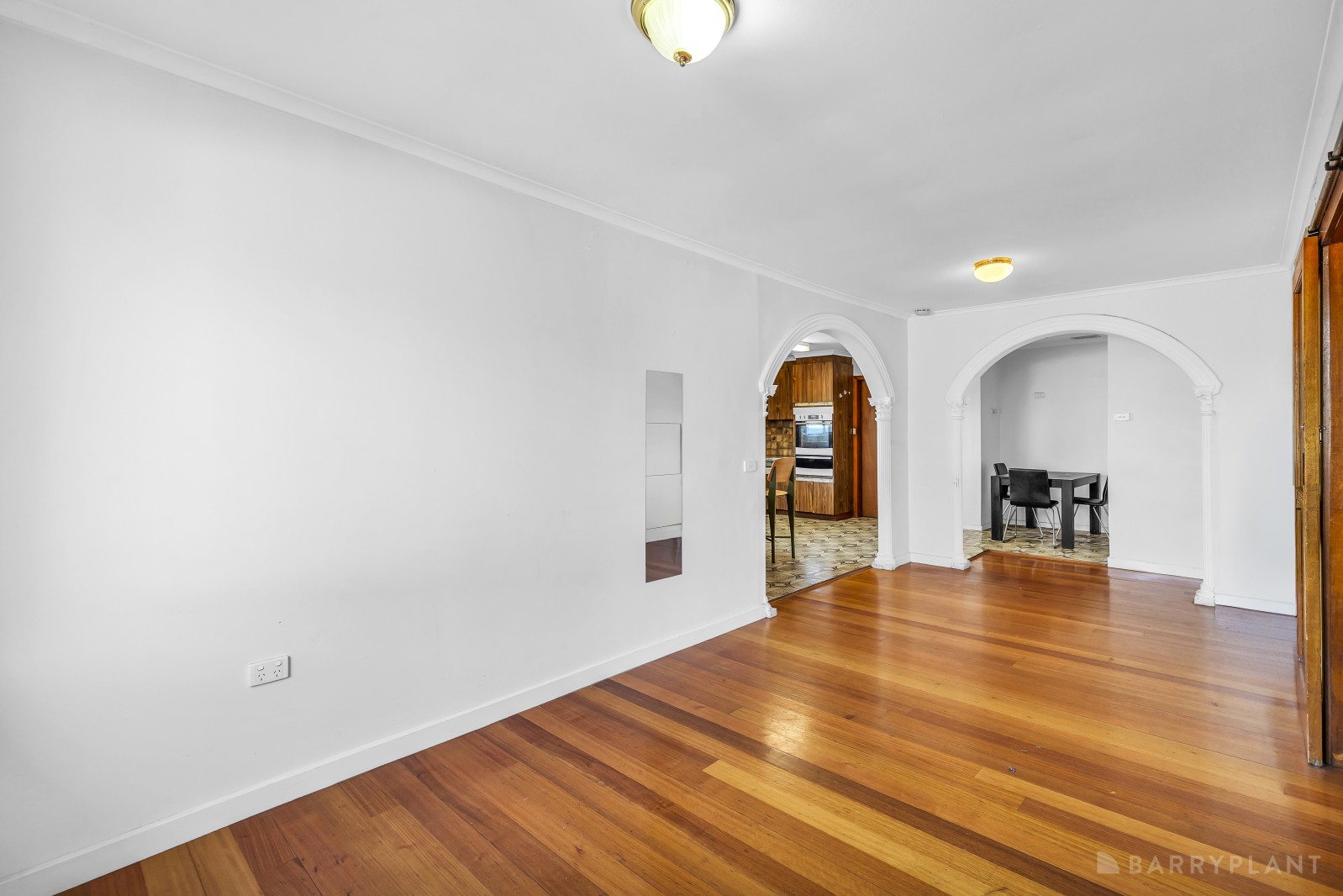 6 Londrew Avenue, Springvale South, VIC 3172, Springvale South - Thumbnail 4