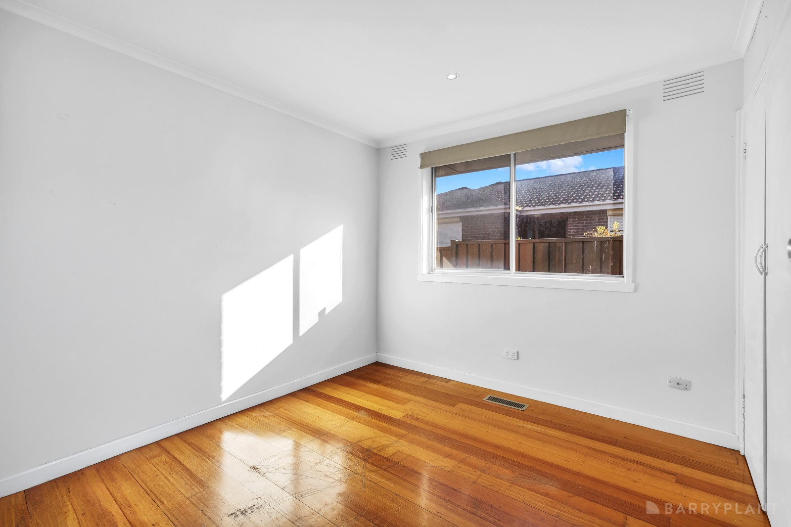 6 Londrew Avenue, Springvale South, VIC 3172, Springvale South - Thumbnail 5